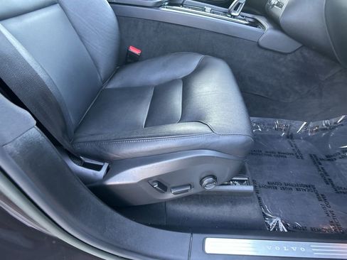 Used 2023 Volvo XC90 B5 Core image 42