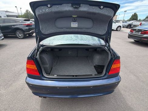 Used 2004 BMW 325i Sedan RWD image 20