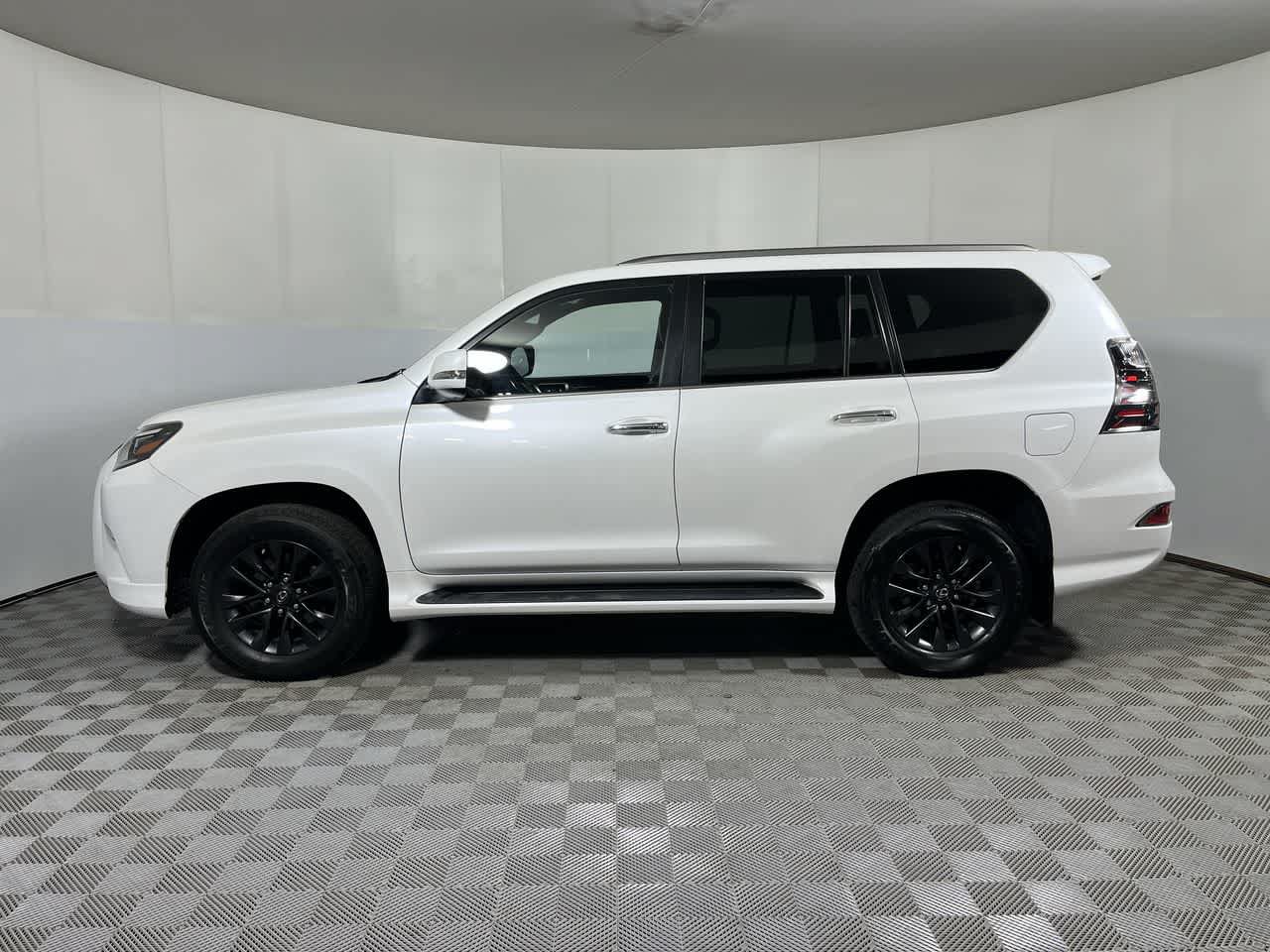 Used 2021 Lexus GX 460 Premium w/ Premium Package AWD/4WD image 5