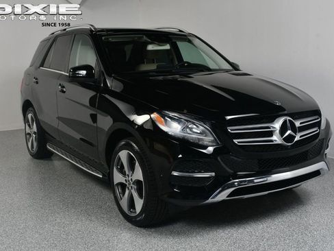 Used 2019 Mercedes-Benz GLE 400 4MATIC image 1