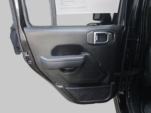 Used 2022 Jeep Wrangler Unlimited Sport AWD/4WD image 17