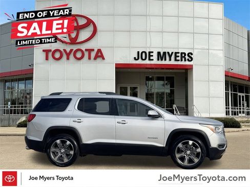 Used 2017 GMC Acadia SLT image 4