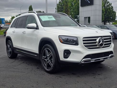 New 2026 Mercedes-Benz GLB 250 4MATIC image 8