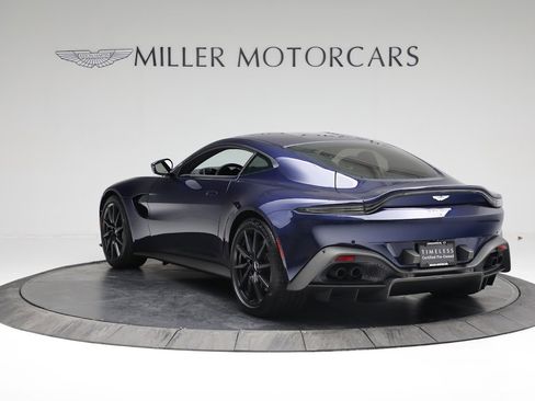 Used 2020 Aston Martin V8 Vantage Coupe image 4