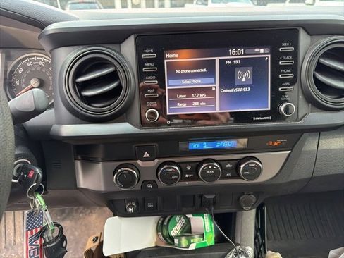 Used 2021 Toyota Tacoma SR image 22