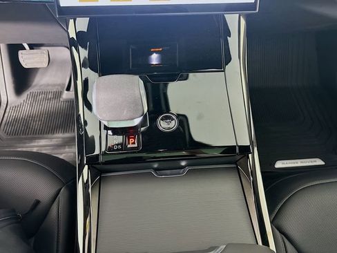 New 2026 Land Rover Range Rover Sport SE AWD/4WD image 18