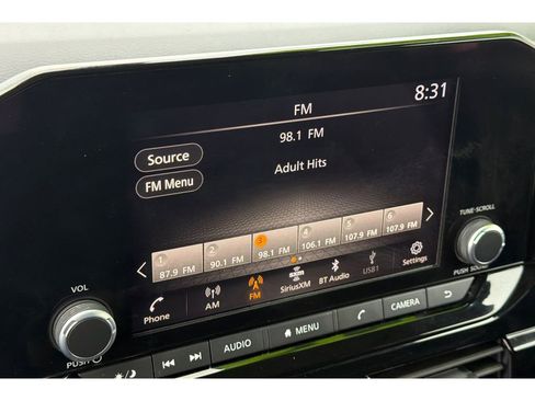 Used 2024 Nissan Pathfinder SV FWD image 22