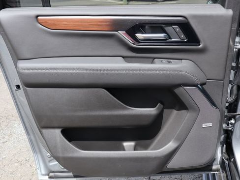 New 2026 GMC Yukon XL Denali w/ Denali Reserve Package AWD/4WD image 23