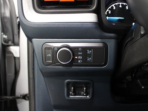 Used 2022 Ford Maverick XLT w/ Equipment Group 300A Standard AWD/4WD image 9