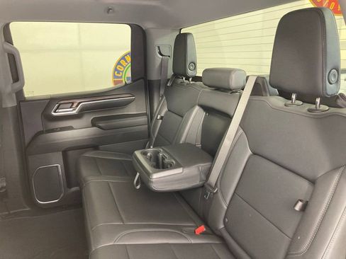 Used 2024 GMC Sierra 1500 SLT image 20