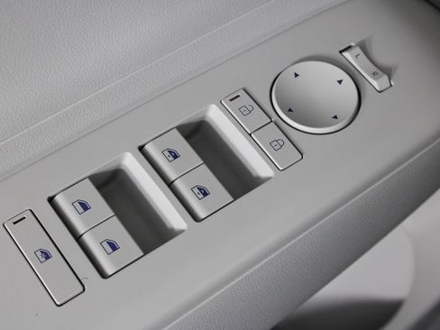 Certified 2026 Hyundai Kona SEL Sport image 21