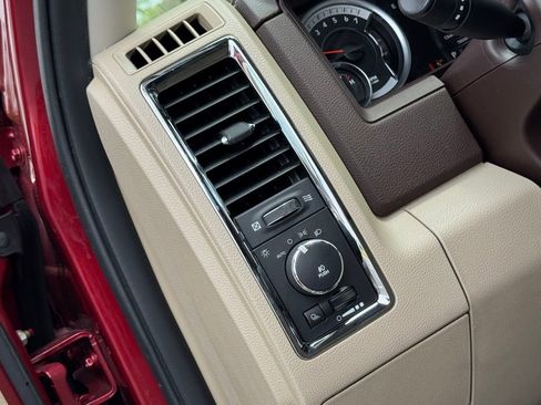 Used 2013 RAM 1500 Laramie w/ Convenience Group image 36