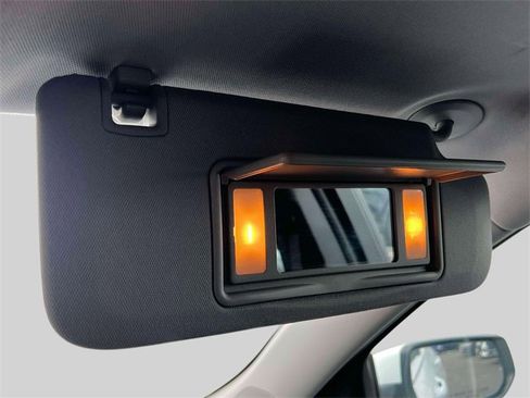 Used 2024 Chevrolet Malibu LT image 31