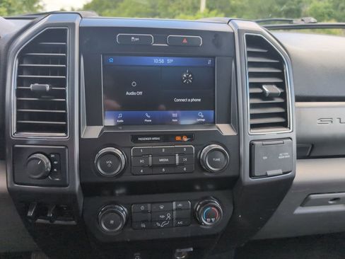 Used 2022 Ford F250 XLT AWD/4WD image 13