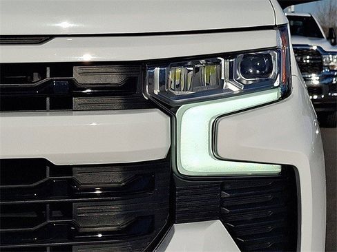 Certified 2022 Chevrolet Silverado 1500 RST image 6