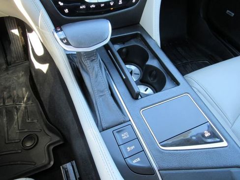 Used 2017 Cadillac CT6 Luxury image 20