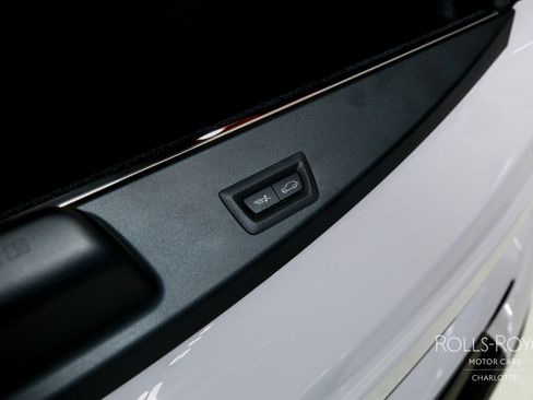New 2027 Rolls-Royce Cullinan Black Badge AWD/4WD image 26