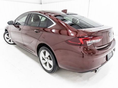 Used 2019 Buick Regal Preferred w/ Driver Confidence Package I image 5