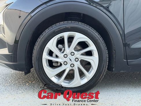 Used 2023 Chevrolet Bolt EUV LT FWD image 21