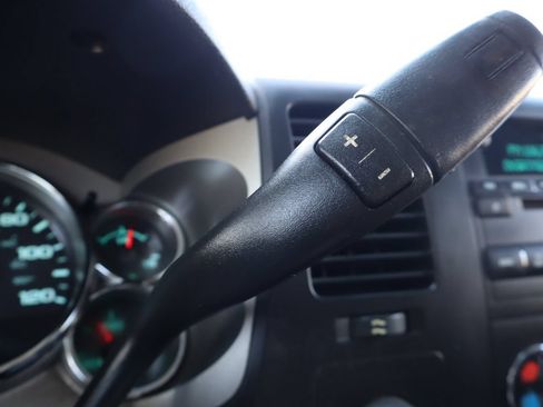Used 2011 Chevrolet Silverado 1500 LT w/ All-Star Edition AWD/4WD image 32