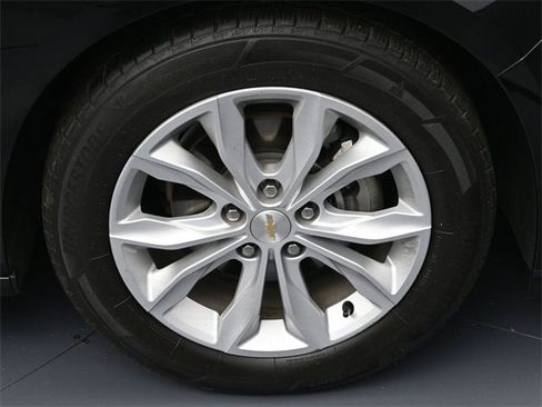 Used 2023 Chevrolet Malibu LT image 6