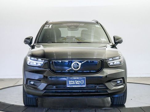 Certified 2021 Volvo XC40 P8 Recharge w/ Advanced Package AWD/4WD image 7