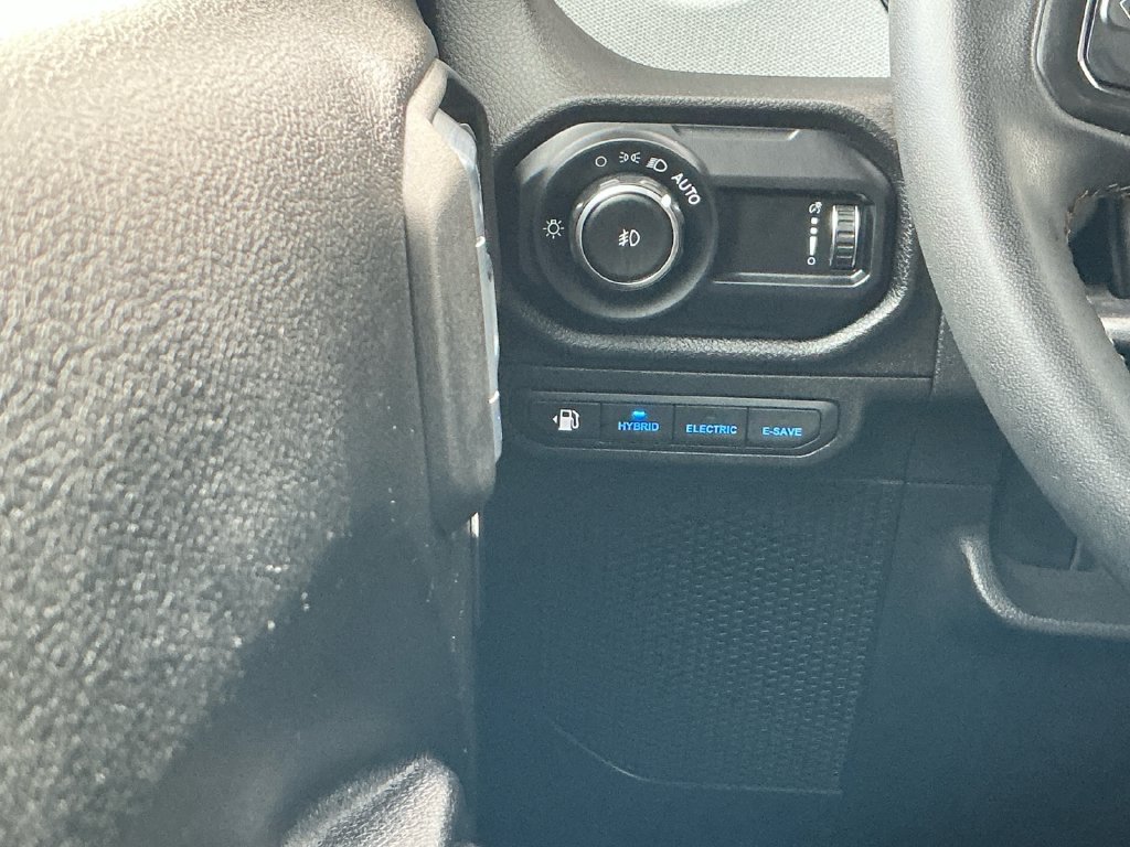 Used 2024 Jeep Wrangler Unlimited AWD/4WD image 21
