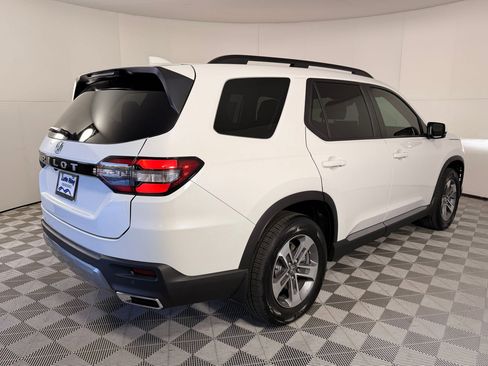 New 2026 Honda Pilot EX-L image 9