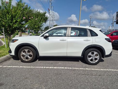 Certified 2024 Honda HR-V LX image 9