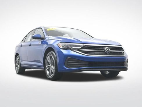 Used 2024 Volkswagen Jetta SE FWD image 40