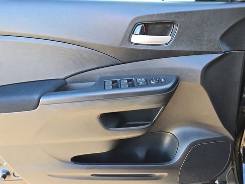 Used 2016 Honda CR-V SE image 8