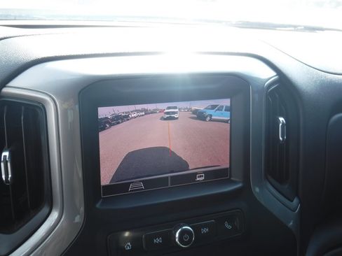 Used 2023 Chevrolet Silverado 1500 W/T w/ WT Value Package AWD/4WD image 20