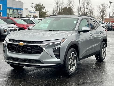 New 2026 Chevrolet Trax LT w/ Driver Confidence Package image 34