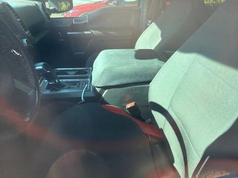 Used 2019 Ford F150 Lariat w/ Equipment Group 502A Luxury AWD/4WD image 9