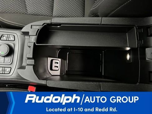 Used 2023 GMC Terrain SLE w/ Driver Convenience Package image 31