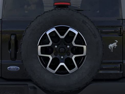 New 2025 Ford Bronco Outer Banks image 24