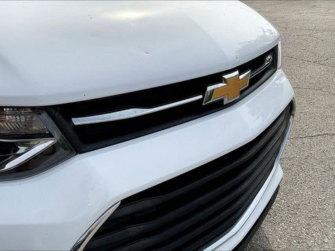 Used 2019 Chevrolet Trax LS FWD image 28