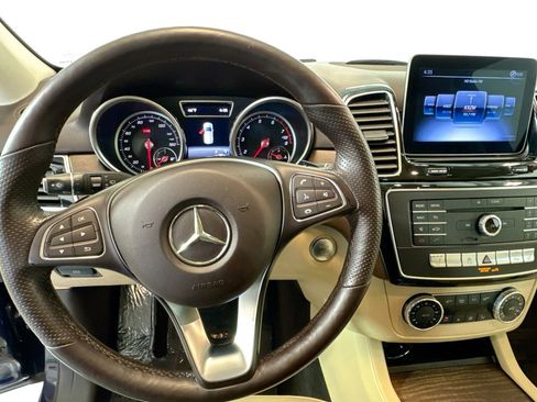 Used 2018 Mercedes-Benz GLE 350 4MATIC image 11