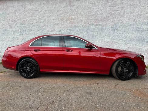Used 2018 Mercedes-Benz E 300 image 6