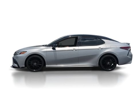 Used 2024 Toyota Camry XSE FWD image 5