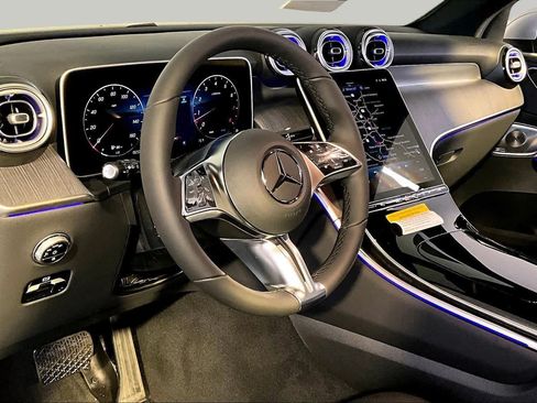 New 2026 Mercedes-Benz GLC 300 4MATIC image 9