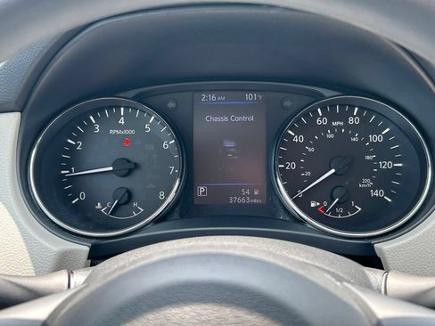 Used 2020 Nissan Rogue Sport SV FWD image 30