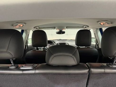 Used 2019 Jeep Compass Latitude w/ Popular Equipment Group image 9