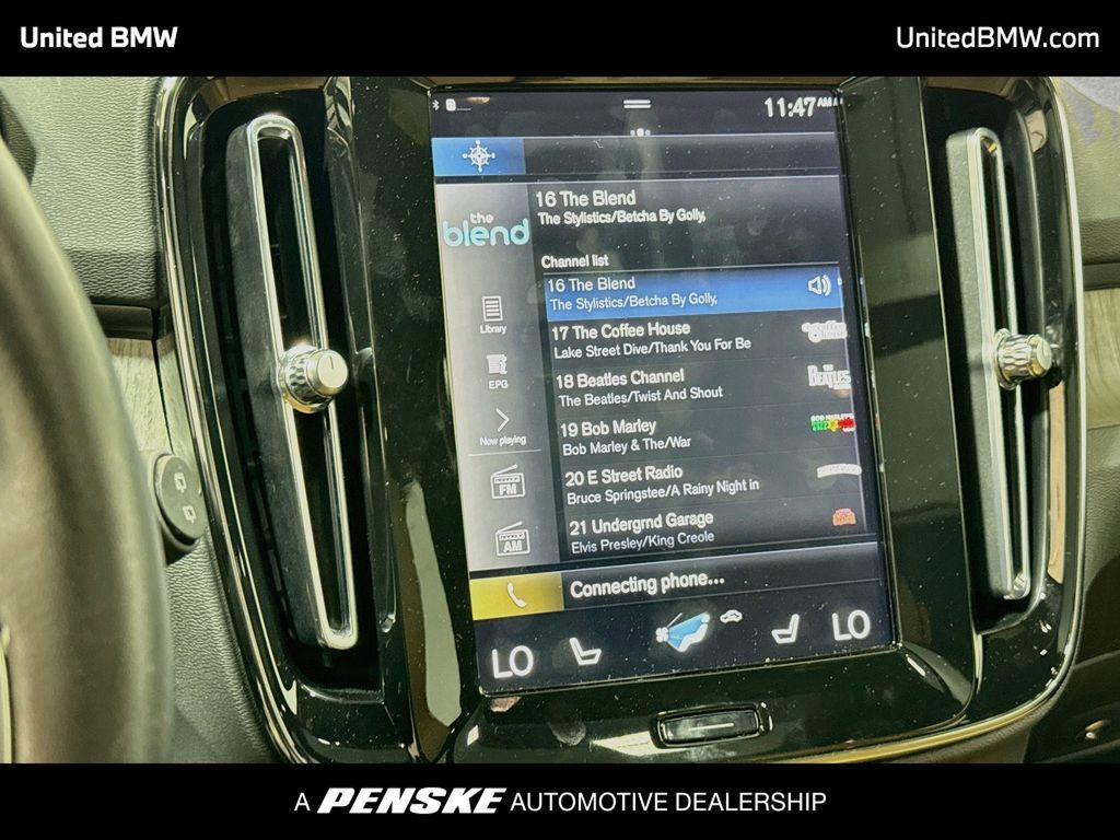 Used 2020 Volvo XC40 T4 Inscription w/ Protection Package FWD image 15