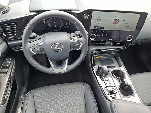 Used 2023 Lexus NX 350 AWD image 21