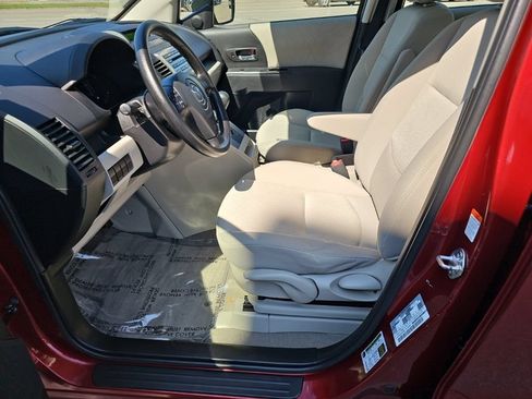 Used 2010 MAZDA MAZDA5 Sport FWD image 7