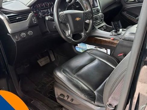 Used 2016 Chevrolet Suburban LT w/ Luxury Package AWD/4WD image 9