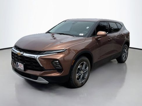 Used 2024 Chevrolet Blazer LT w/ LPO, Floor Liner Package FWD image 3