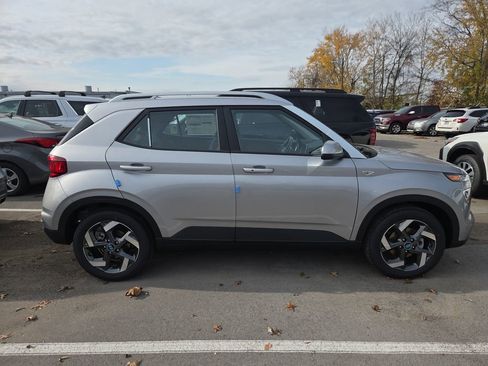 New 2026 Hyundai Venue SEL image 4