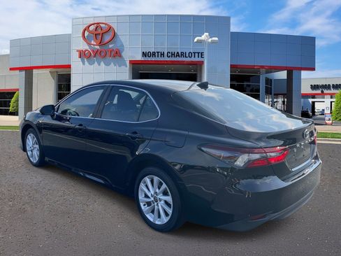 Used 2023 Toyota Camry LE FWD image 4